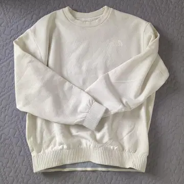 THE NORTH FACE 화이트 맨투맨