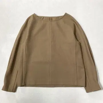 새상품급 MOGA 모가 워셔블 소매 턱 보트넥 풀오버 상의