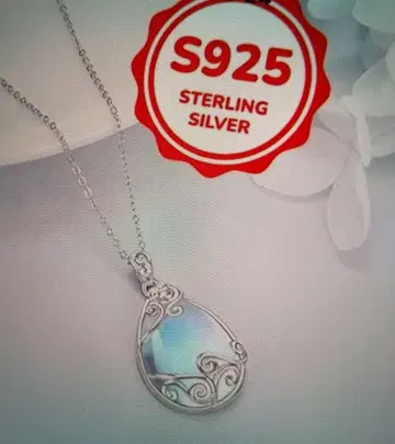 S925 스털링 섬세한 꽃무늬 Design과 MOONSTONE 목걸이