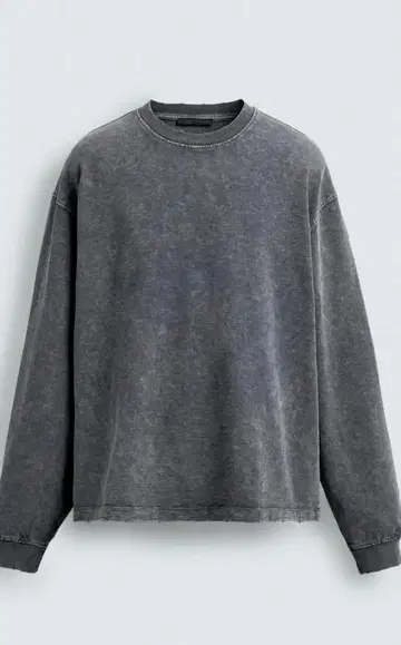 ZARA 데미지 가공 텍스처 T셔츠