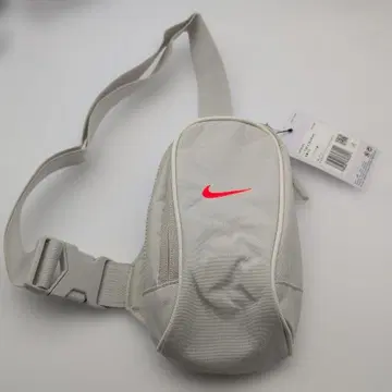 Nike 크로스 바디백 미사용 새상품