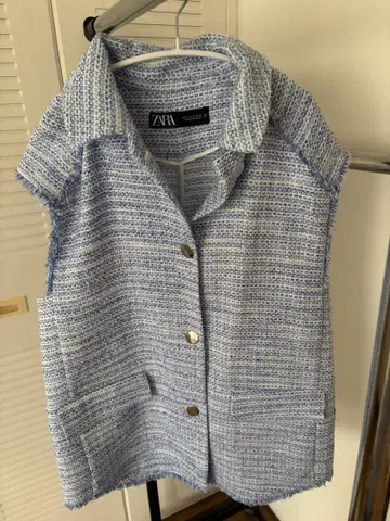 ZARA 블루 계열 트위드 베스트