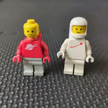 LEGO 올드 미니 피규어 우주 비행사 2체 세트