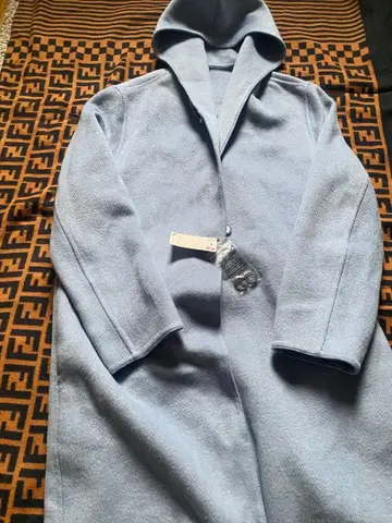 후드 부착 블루 롱 코트 XL