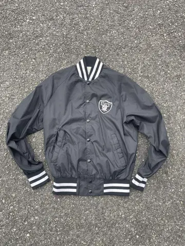 RAIDERS 나일론 자켓 블랙