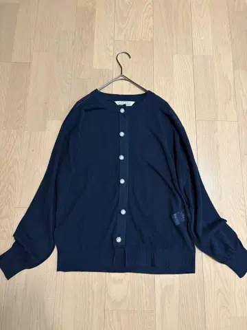 TORRAZZO DONNA 트라조돈나 시어 가디건 펄 버튼