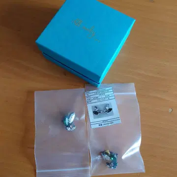 ChillJewelry 블루스 E 귀찌