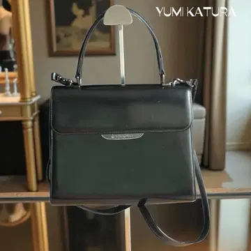 YUMI KATSURA 카츠라 유미 포멀 백 경조 양용 가죽 블랙