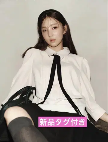 아푸와이저 리셰 클레이사스 콜라보 보타이 플리츠 미니 원피스 새상품