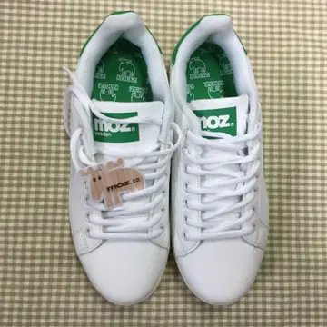mooz 화이트 그린 스니커즈