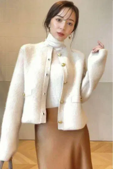 anuans 라쿤 블렌드 노카라 니트 아이보리