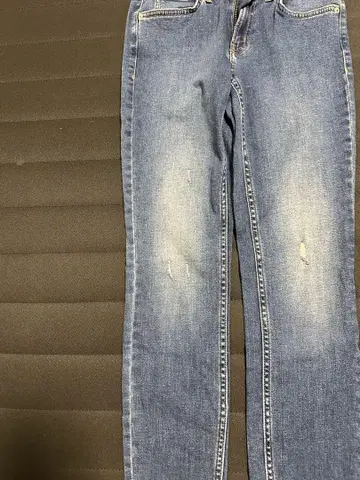 라이트 블루 스키니 데님 데미지 가공