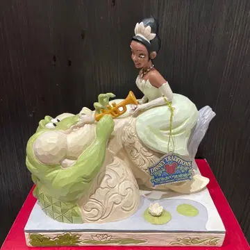 디즈니 티아나 피규어