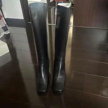 블랙 가죽 롱 부츠 스퀘어 힐