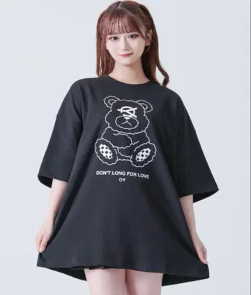 Oy 오드리 프린트 반팔 티셔츠 블랙