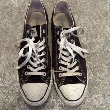 CONVERSE 블랙 로우컷 스니커즈