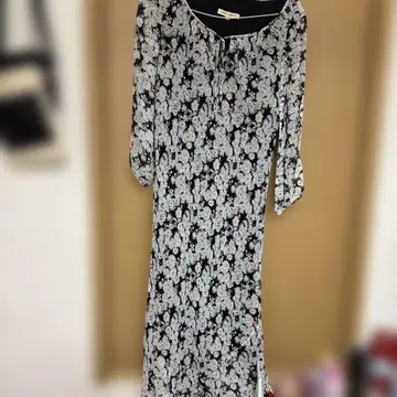 LAURA ASHLEY 플라워 프린트 원피스 사이즈 18
