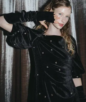 et.UNiVER Sweetheart velour dress