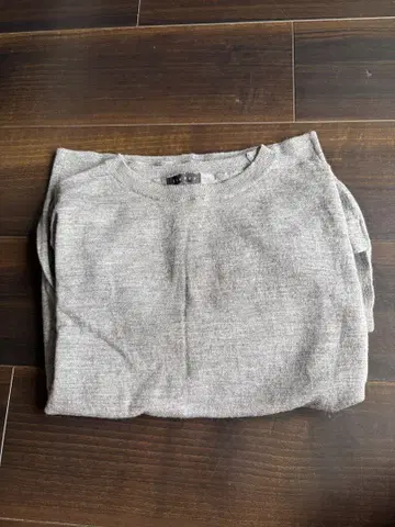 theory 그레이 긴팔 티셔츠