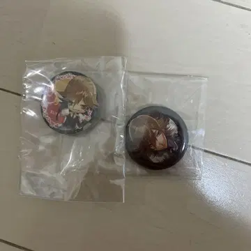 여왕벌의 왕방 홍옥 배지