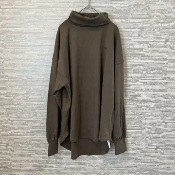 기블리 컬렉션 터틀넥 풀오버 브라운 L 새상품 택 포함