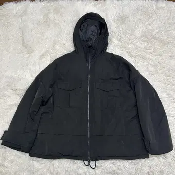 UNIQLO WHITE MOUNTAINEERING 하이브리드 다운