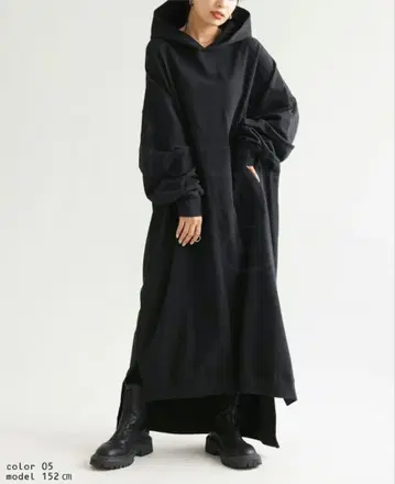안티카 후드 부착 쭈리 롱 원피스 블랙