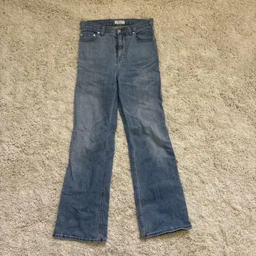 MACPHEE 부츠컷 데님 라이트 블루