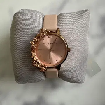 [ 미사용 새상품 ] 올리비아 버튼 여성용 핑크 손목시계