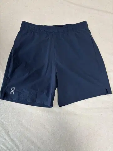 On 7' Core Shorts Midnight