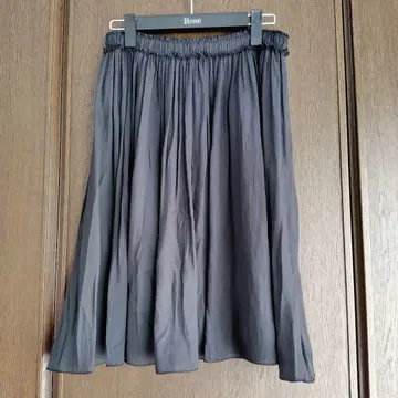 ensuite 블랙 플리츠 스커트