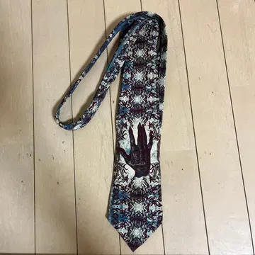 장 폴 고티에 손바닥 프린트 넥타이