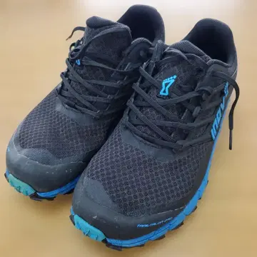 INOV-8 트레일 러닝화 26.5cm