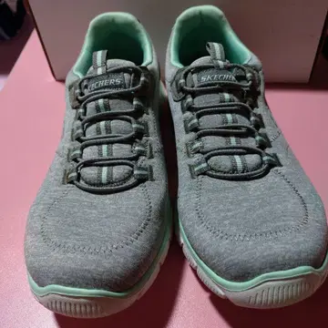 SKECHERS 그레이/민트 스니커즈 24.5cm