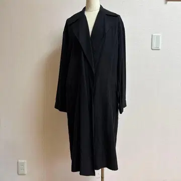 ZARA 블랙 트렌치코트 S 사이즈