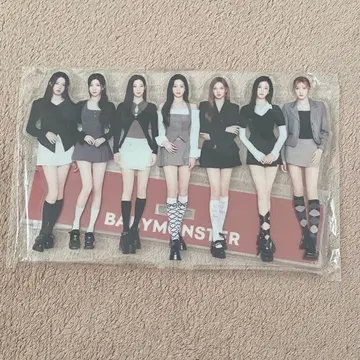 BABYMONSTER 아크릴 스탠드 단체 팝업 스토어