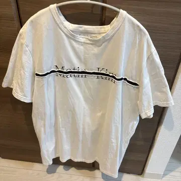 마뗑킴 화이트 티셔츠
