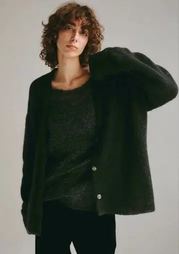 [ 미사용 새상품 ] HER. 모헤어 가디건