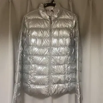 TOMMY HILFIGER 실버 다운 자켓 S 사이즈