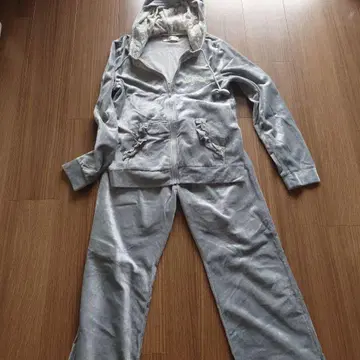 LIZLISA x 마이멜로디 후드 부착 그레이 룸웨어 [배송비 포함]