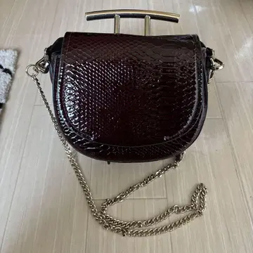 ZARA 3200 크로커다일풍 숄더백 버건디