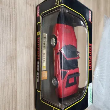 Ferrari 328 GTS 1:18 메탈 다이캐스트