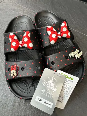 미사용 새상품 crocs 미니 마우스 도트 무늬 샌들 25cm