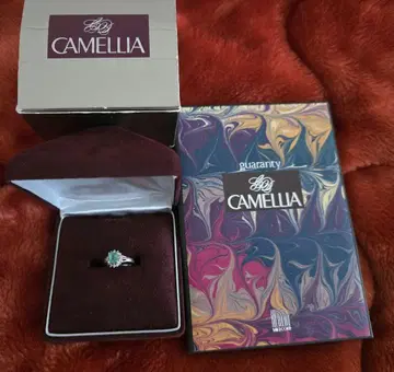 CAMELLIA 에메랄드 반지