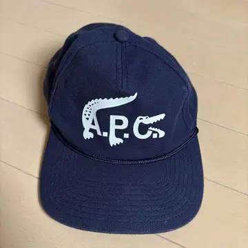 A.P.C. & 라코스테 네이비 캡