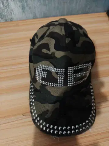 BEEDEN 카모 패턴 스톤 캡