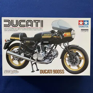 Ducati 900SS 1/12 스케일 프라모델