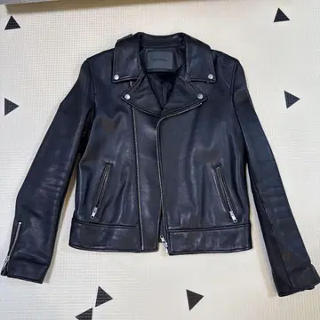 Spick & Span 블랙 가죽 라이더 자켓 38