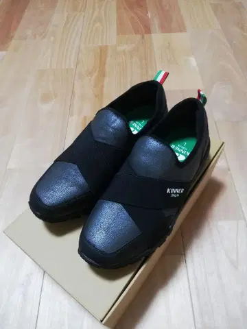 새상품! KINNER 키너 통굽 워킹화 블랙 L 23-23.5cm 상당