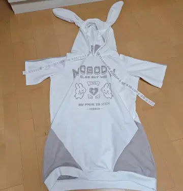 노에미 NOEMIE 귀여운 오픈 숄더 저지 후드티 핑크